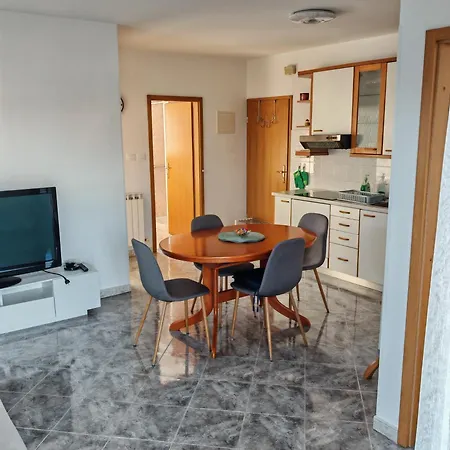 Holiday home Apartma S&m Koper